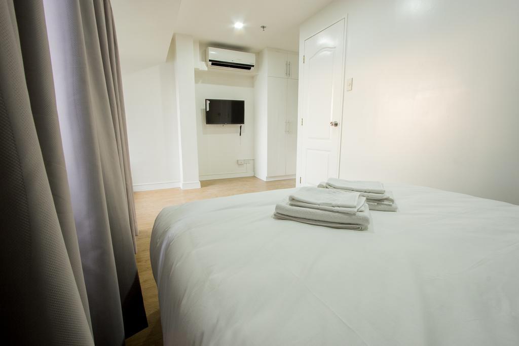 Oasis Regency @ Fort Victoria Bgc Taguig Luaran gambar