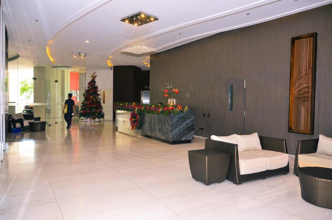 Oasis Regency @ Fort Victoria Bgc Taguig Luaran gambar