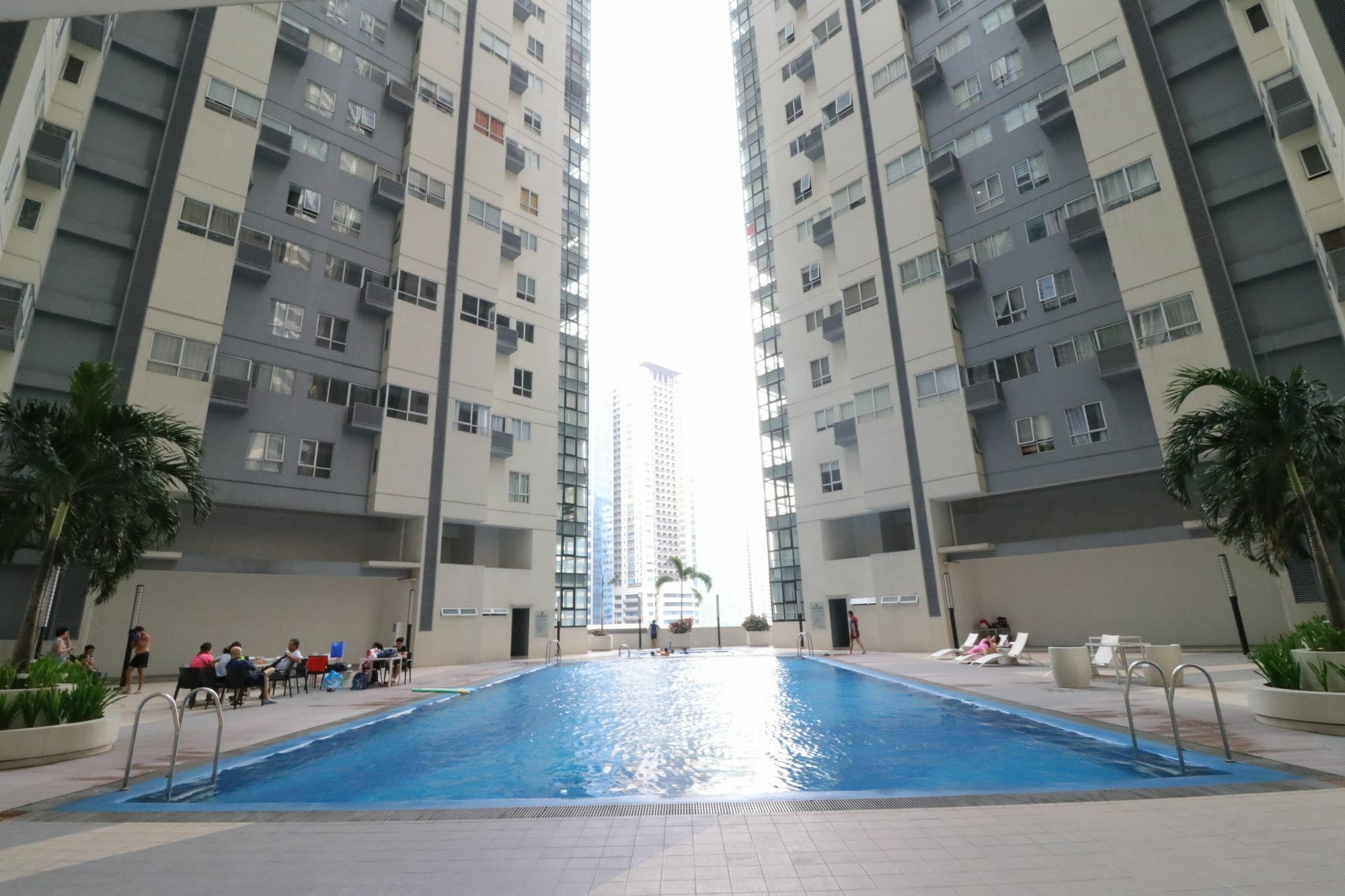 Oasis Regency @ Fort Victoria Bgc Taguig Luaran gambar