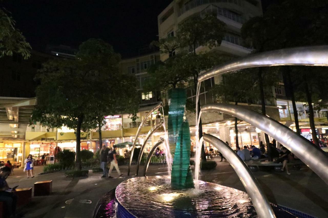 Oasis Regency @ Fort Victoria Bgc Taguig Luaran gambar