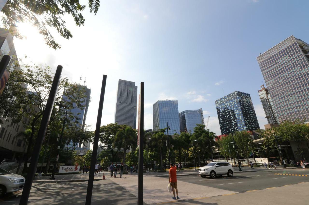 Oasis Regency @ Fort Victoria Bgc Taguig Luaran gambar